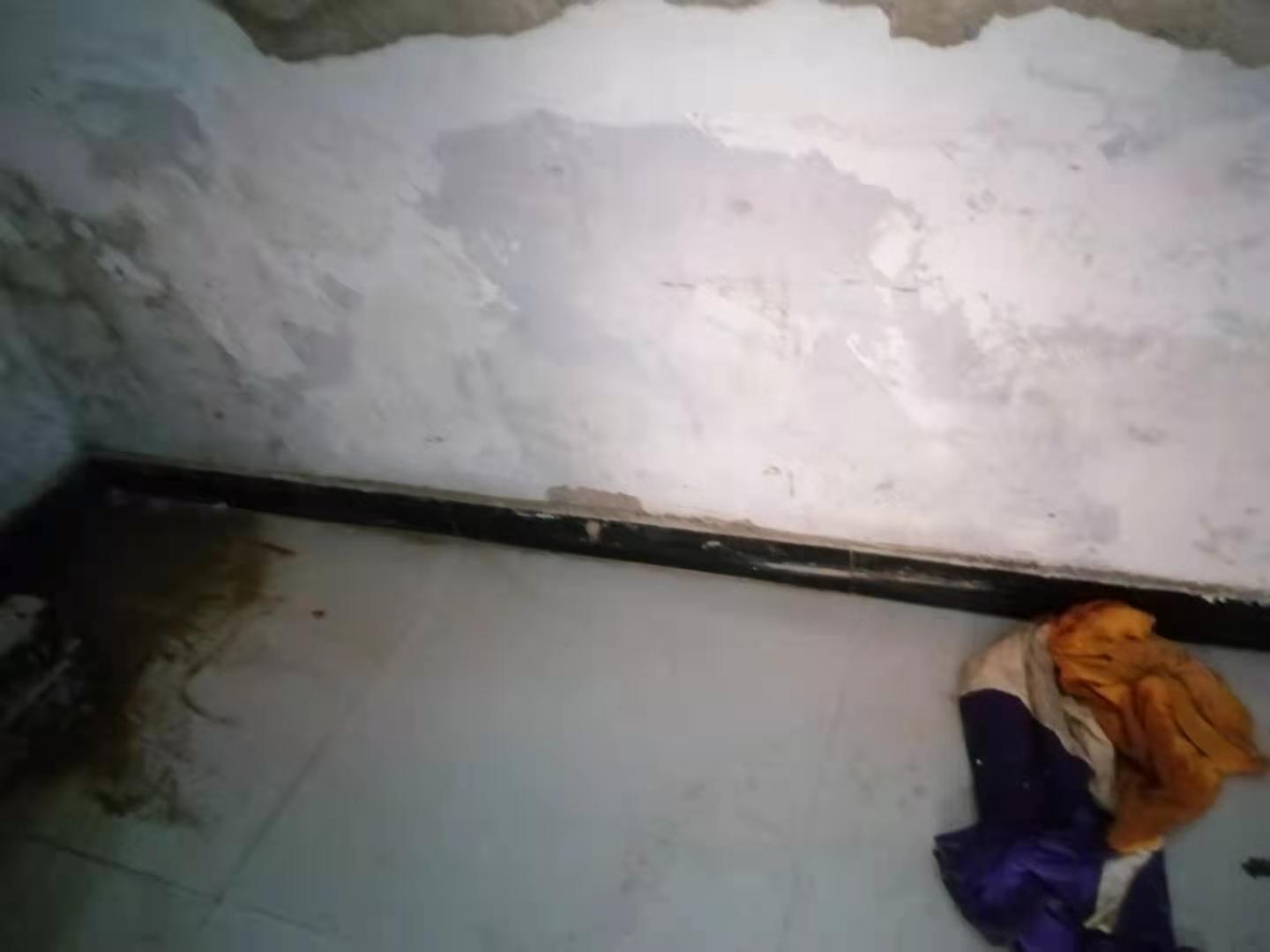 盐湖家里漏水了怎么办？
