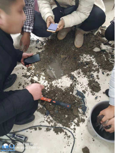 盐湖漏水检测的方法